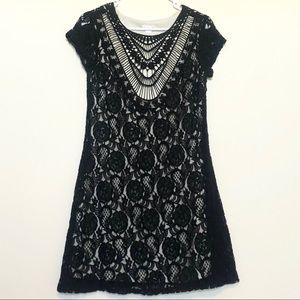 Black Lace Short Sleeve Dress